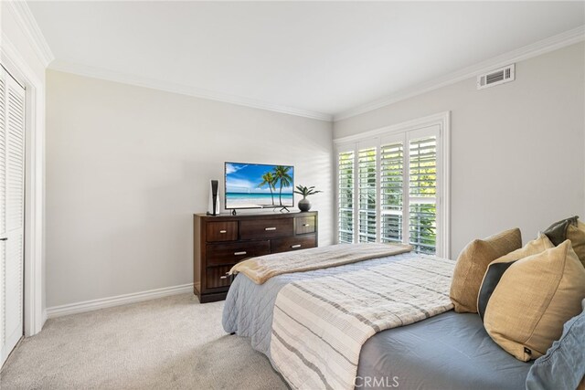 11212 Brunswick Way N, Tustin, CA 92705 - bedroom featuring crown molding and light carpet