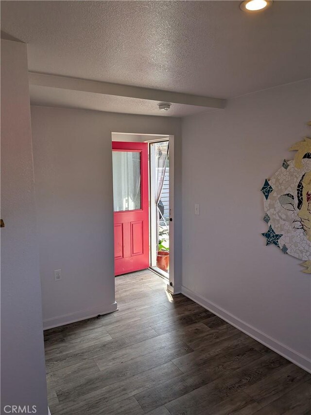 4020 F St, Eureka, CA 95503 - entrance foyer featuring wood finished floors and a textured ceiling