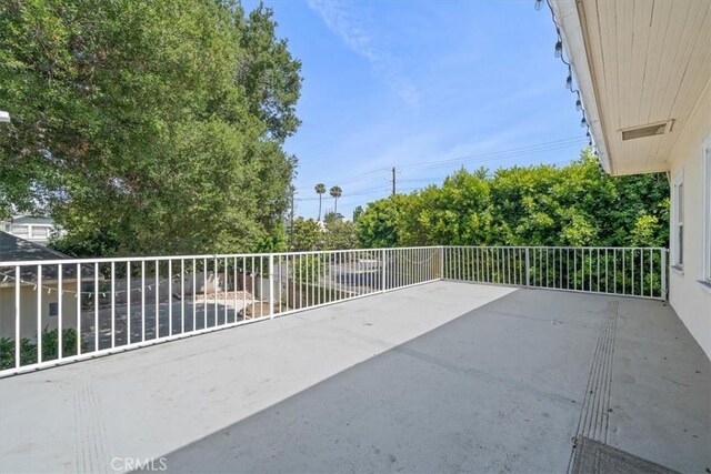 268 S Norton Ave, Los Angeles, CA 90004 - view of patio / terrace