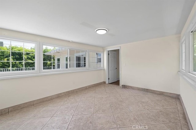 268 S Norton Ave, Los Angeles, CA 90004 - unfurnished room with baseboards