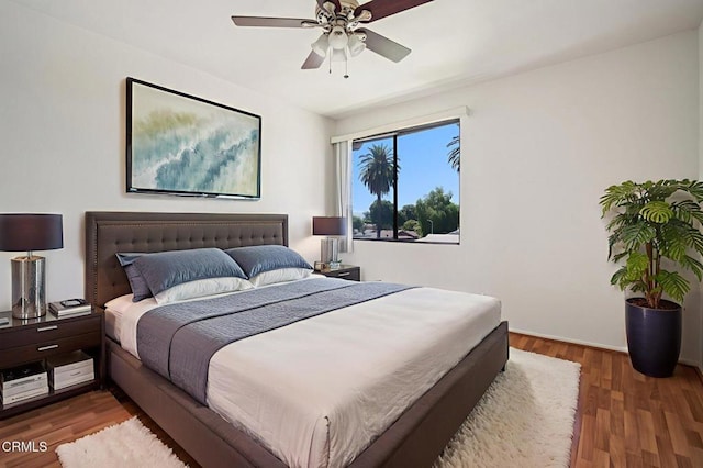 7211 Cozycroft Ave Unit 40, Winnetka, CA 91306 - bedroom featuring wood finished floors and a ceiling fan