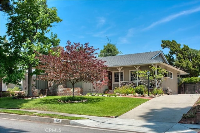 430 N Canyon Blvd, Monrovia, CA 91016 - view of front facade featuring concrete driveway and a porch
