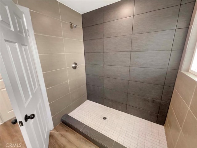 1564 Tanglewood Ln Unit 11, Escondido, CA 92029 - full bathroom with a tile shower