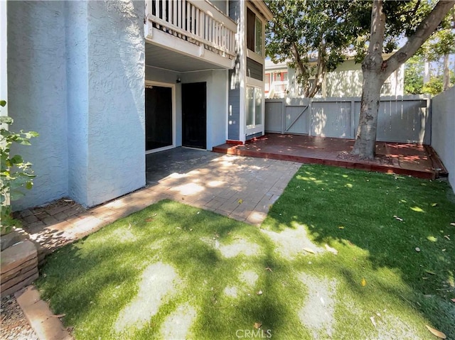 1564 Tanglewood Ln Unit 11, Escondido, CA 92029 - view of yard with a balcony and a patio