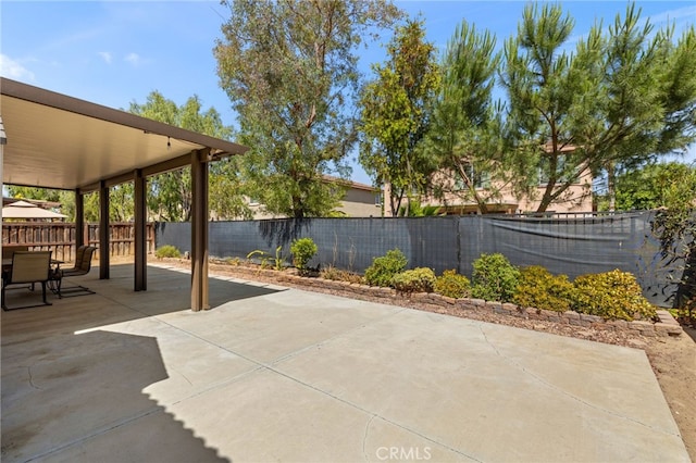 30355 Lamplighter Ln, Menifee, CA 92584 - fenced backyard featuring a patio