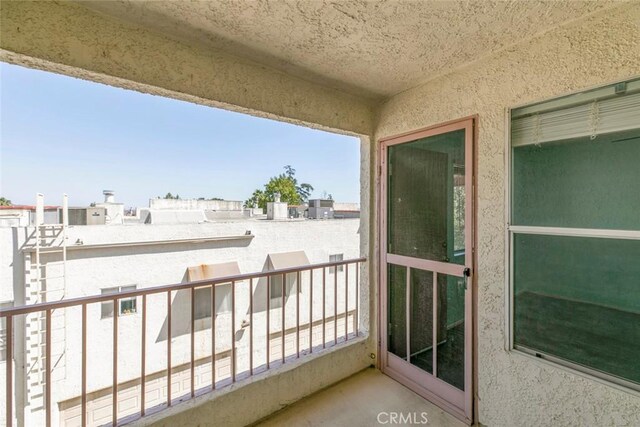 12411 Osborne St Unit 114, Pacoima, CA 91331 - view of balcony