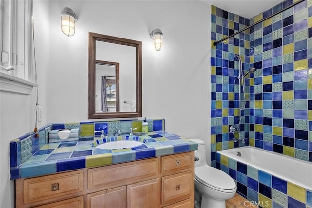 79 Dapplegray Ln, Rolling Hills Estates, CA 90274 - full bath with vanity and tiled shower / bath combo