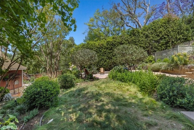 79 Dapplegray Ln, Rolling Hills Estates, CA 90274 - view of yard