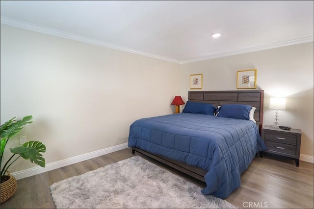 2358 Via Mariposa E Unit B, Laguna Woods, CA 92637 - bedroom with ornamental molding, wood finished floors, and recessed lighting