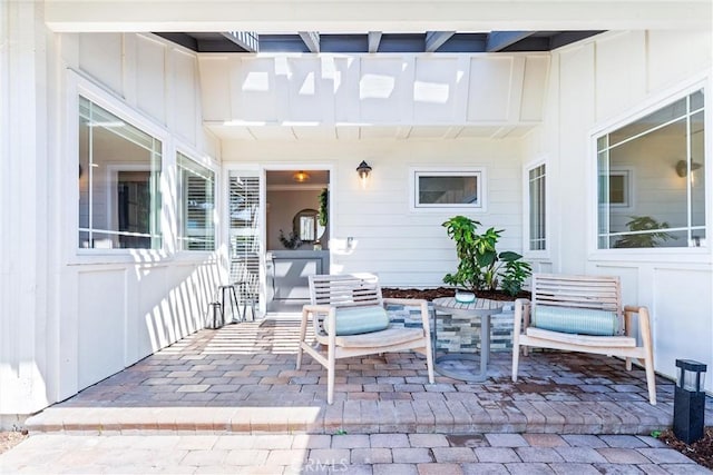 1915 Mariners Dr, Newport Beach, CA 92660 - view of patio / terrace