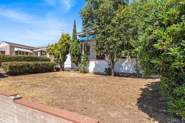855 Quail St, San Diego, CA 92102 - view of yard