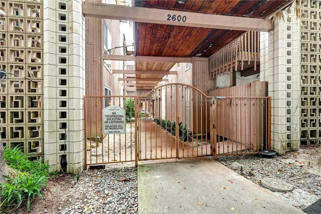 2600 Torrey Pines Rd Unit A13, La Jolla, CA 92037 - view of gate