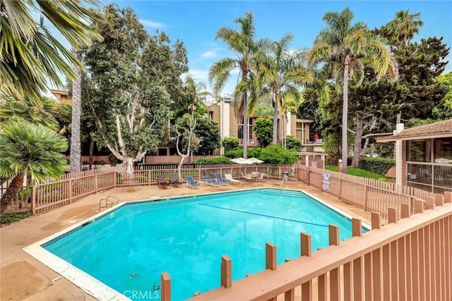 2600 Torrey Pines Rd Unit A13, La Jolla, CA 92037 - community pool featuring a patio