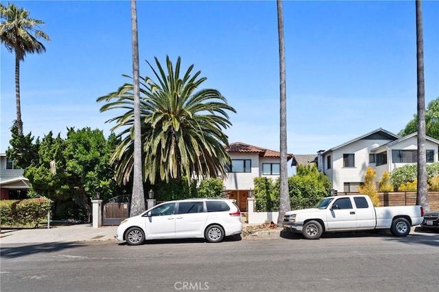 1409 Laveta, Los Angeles, CA 90026 - view of front facade
