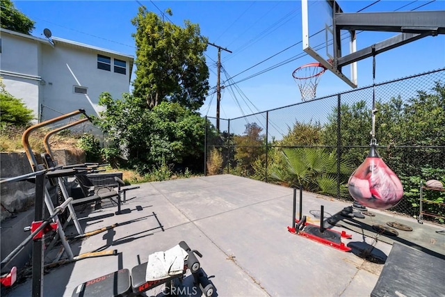 1409 Laveta, Los Angeles, CA 90026 - view of patio / terrace