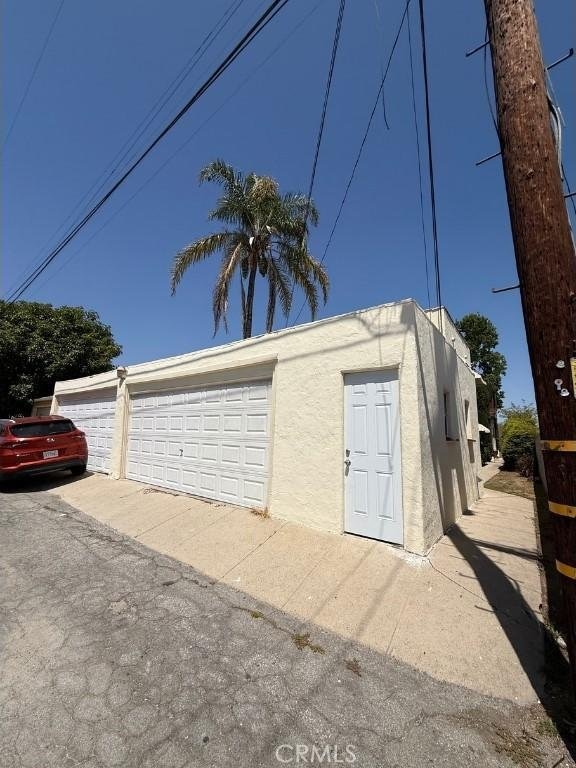 1237 S 3rd St, Alhambra, CA 91801 - view of detached garage