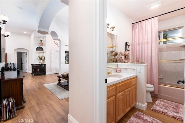 395 Mesa Rd, Nipomo, CA 93444 - bathroom featuring vanity, shower / tub combo, wood finished floors, and built in features