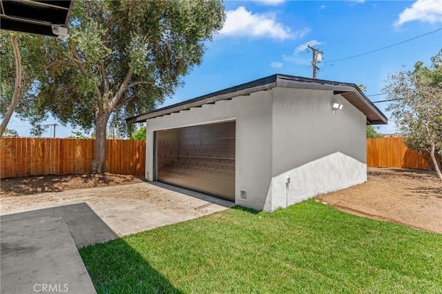 151 Barret Rd, Riverside, CA 92507 - view of side of property featuring stucco siding, an outdoor structure, and a garage