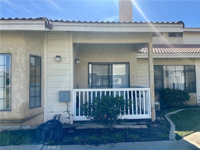 43731 8th St E, Lancaster, CA 93535 - entrance to property featuring a porch