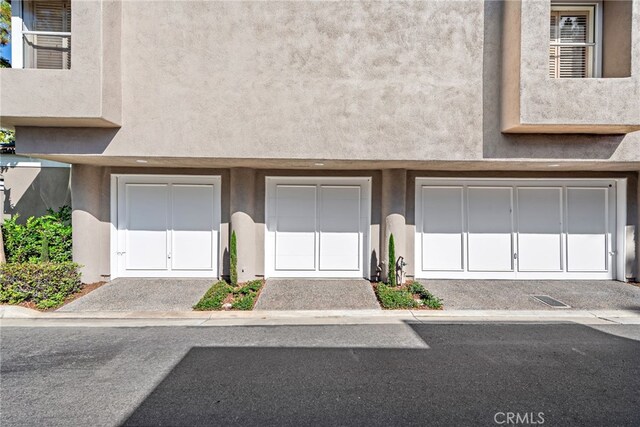 29 Baycrest Ct Unit 16, Newport Beach, CA 92660 - view of garage