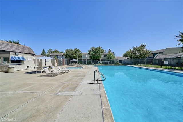 16011 Sugarpine Ln, Cerritos, CA 90703 - community pool with a patio and a residential view