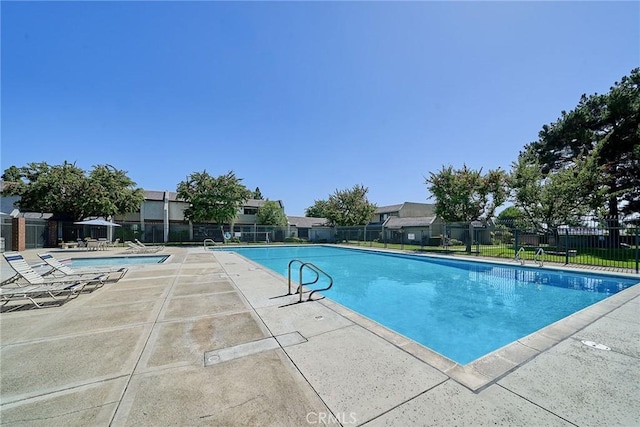 16011 Sugarpine Ln, Cerritos, CA 90703 - community pool with a patio area