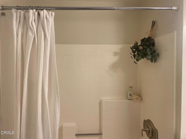 644 Orwell Ln, Ventura, CA 93003 - view of full bath