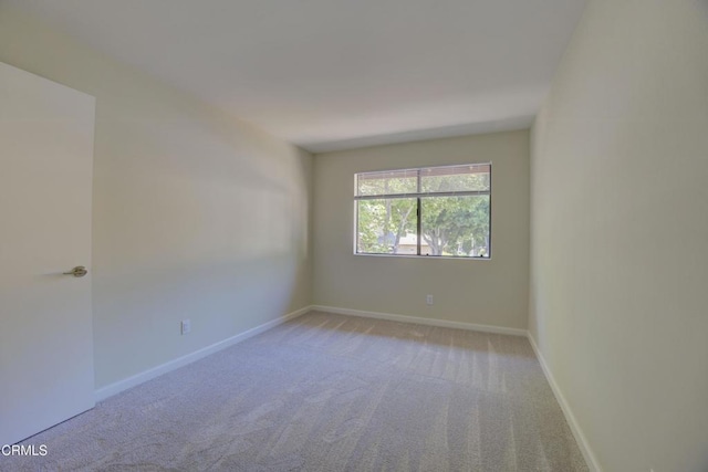 644 Orwell Ln, Ventura, CA 93003 - spare room with carpet