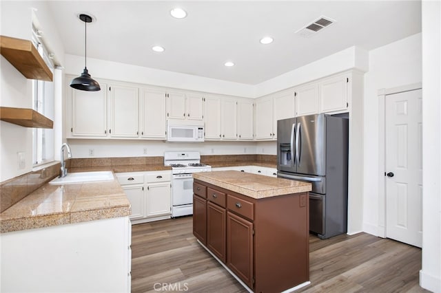 31257 Casera Ct, Menifee, CA 92584 - photo 17