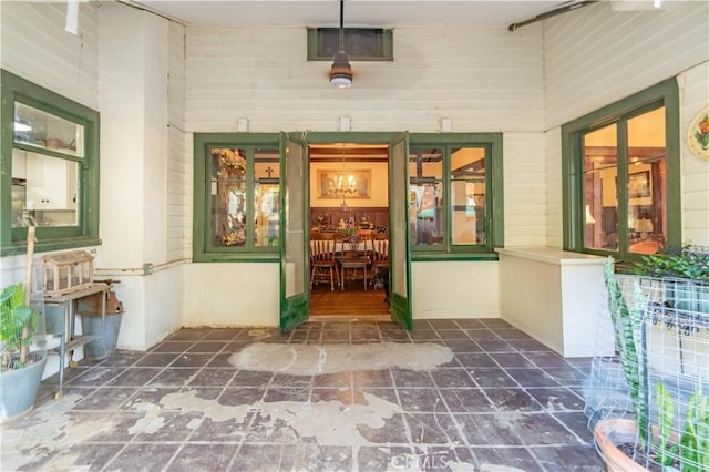 7914 Magnolia Ave, Riverside, CA 92504 - entrance to property