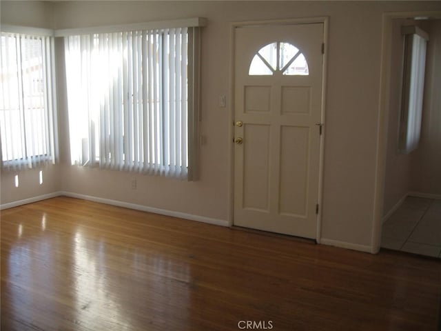 560 W Hamilton Ave, San Pedro, CA 90731 - photo 2