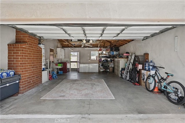 260 E Whittier Ave, Hemet, CA 92543 - view of garage
