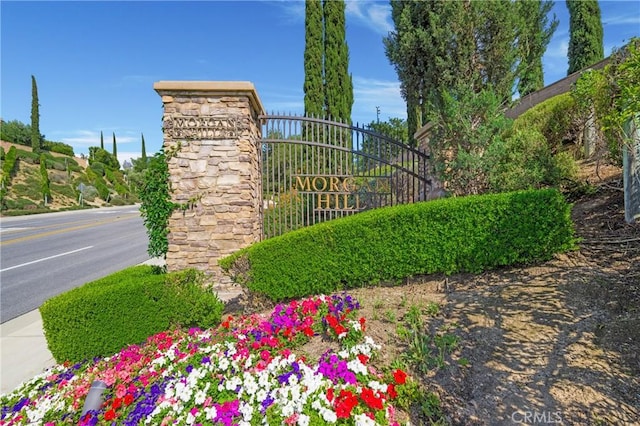 33976 Galleron St, Temecula, CA 92592 - view of community sign