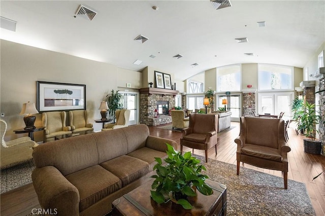 33976 Galleron St, Temecula, CA 92592 - community lobby with lofted ceiling