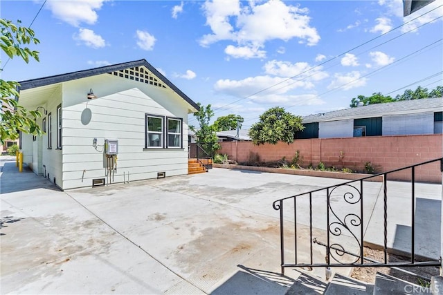 4400 Homer St, Los Angeles, CA 90031 - view of property exterior featuring crawl space and driveway
