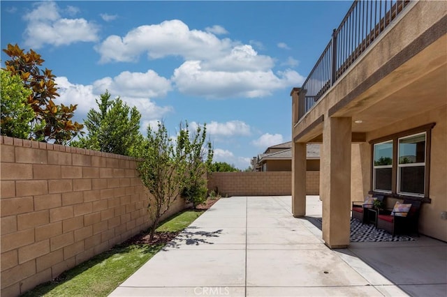 4733 S Rogers Way, Ontario, CA 91762 - fenced backyard featuring a patio area