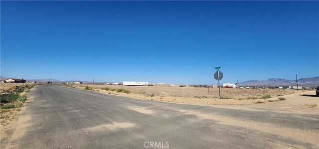 32435 Lake St, Lucerne Valley, CA 92356 - photo 16