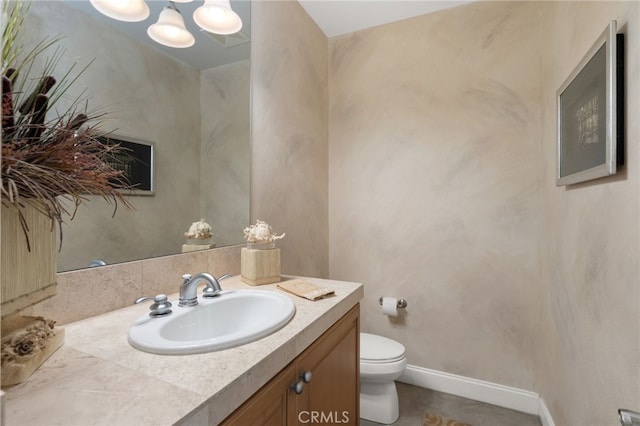 56102 Baltusrol Ln, Quinta, CA 92253 - bathroom with vanity and toilet