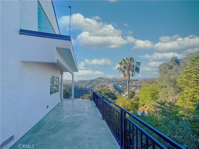 8280 Grand View Dr, Los Angeles, CA 90046 - view of balcony
