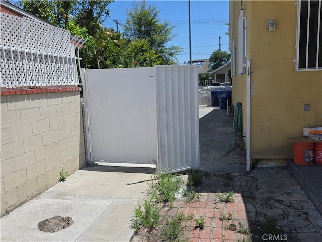 123 E Gage Ave, Los Angeles, CA 90003 - view of gate