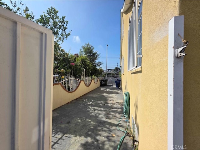 123 E Gage Ave, Los Angeles, CA 90003 - view of patio