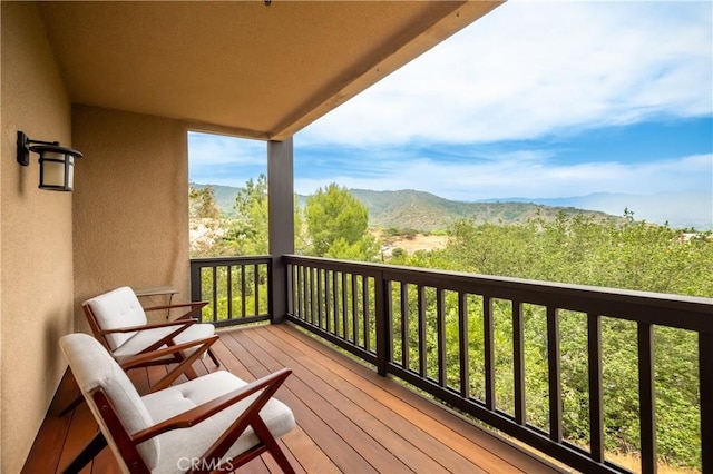 1960 Polaris Dr, Glendale, CA 91208 - balcony featuring a mountain view