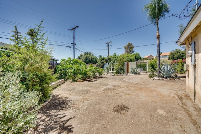 131 N Dommer Ave, Walnut, CA 91789 - view of yard