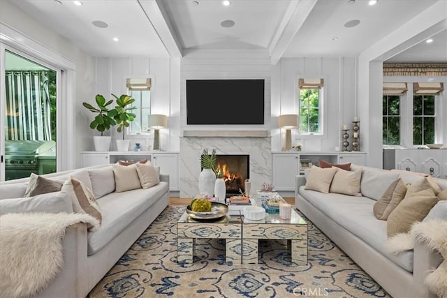 910 28th St, Manhattan Beach, CA 90266 - living area with a premium fireplace and beamed ceiling