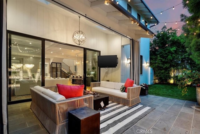 910 28th St, Manhattan Beach, CA 90266 - view of patio featuring an outdoor hangout area