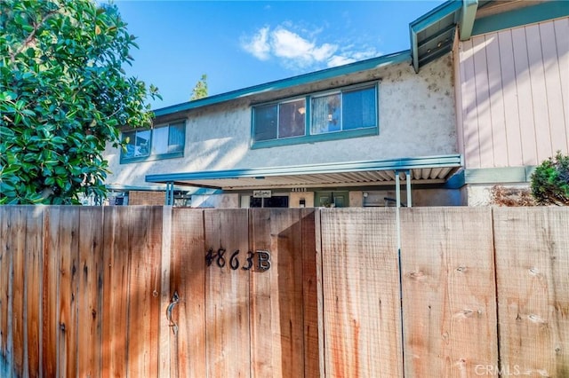4863 Jackson St Unit B, Riverside, CA 92503 - rear view of property featuring stucco siding
