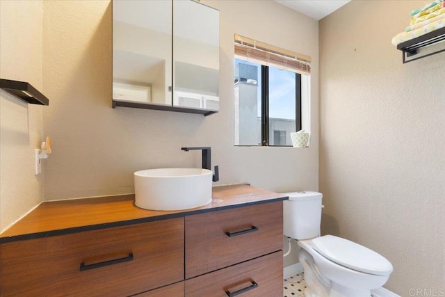 2224 River Run Dr Unit 154, San Diego, CA 92108 - bathroom with baseboards and vanity
