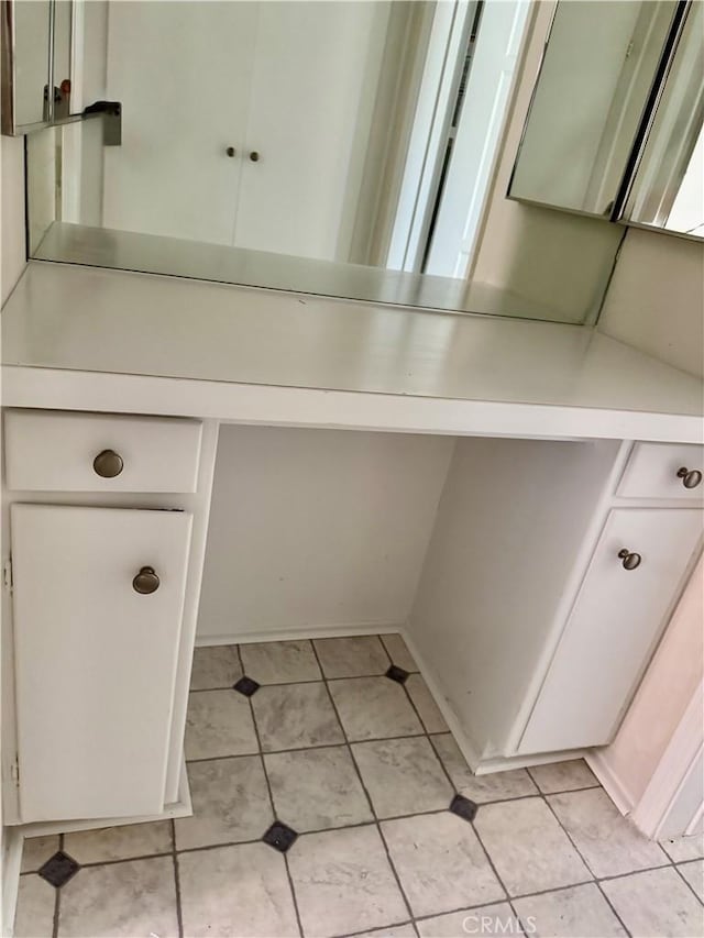222 N Screenland Dr, Burbank, CA 91505 - photo 25