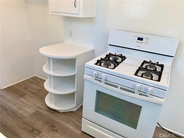 222 N Screenland Dr, Burbank, CA 91505 - photo 17