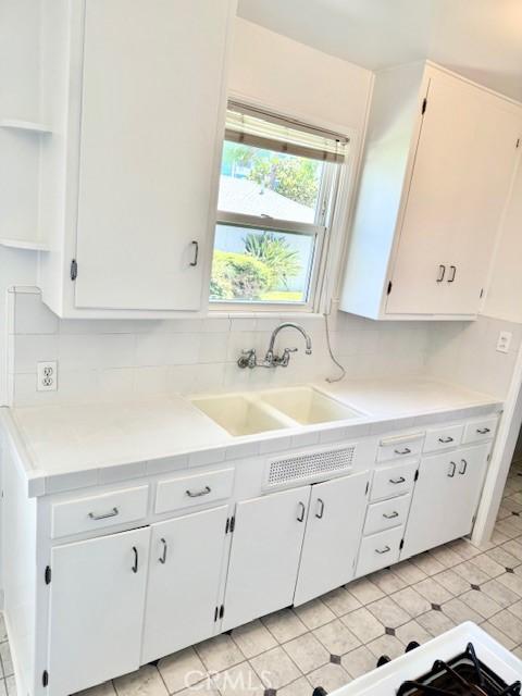 222 N Screenland Dr, Burbank, CA 91505 - photo 19